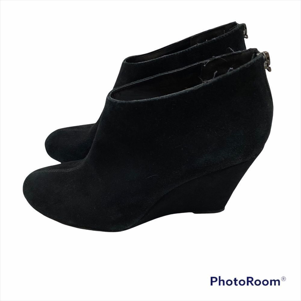 Anne Klein Black Torny Wedge Ankle‎ Boots Size 9